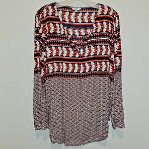 CROWN & IVY Floral Top